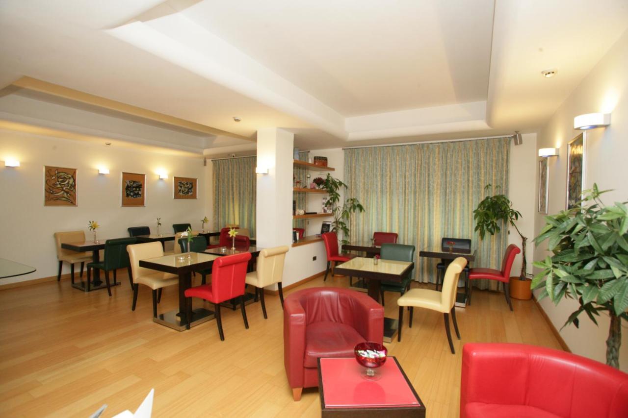 Hotel Piazza Marconi Cassino Zewnętrze zdjęcie